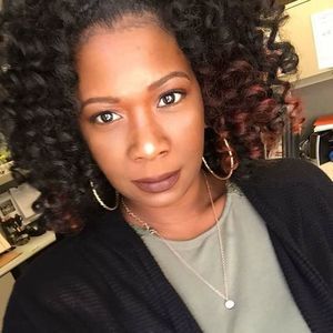 Meet your Posher, Donna